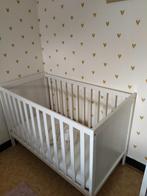 Babybed wit met matras en lakens, Ophalen, Gebruikt, Ledikant