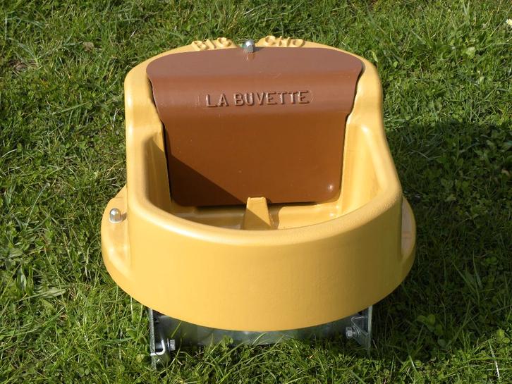 Abreuvoir intérieur "La Buvette BIGCHO", Divers, Divers Autre, Enlèvement ou Envoi