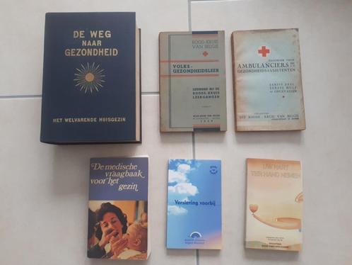 6 oude boeken over gezondheid, Livres, Santé, Diététique & Alimentation, Utilisé, Santé et Condition physique, Enlèvement ou Envoi