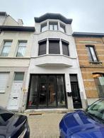 Gelijkvloers appartement met onderaan magazijn/atelier, Anvers (ville), Borgerhout, 3 pièces, Appartement