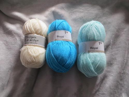 3 gekleurde bollen breigaren - garen - blauw - wit - azuur, Hobby en Vrije tijd, Breien en Haken, Nieuw, Breien, Wol of Garen