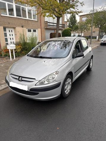Peugeot 307 1.4 benzine bouwjaar 2003 km 155.000  beschikbaar voor biedingen