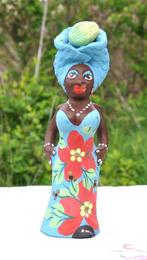 statue africaine terre cuite peinte, Antiquités & Art, Antiquités | Céramique & Poterie, Enlèvement ou Envoi