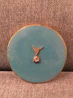 Antiek poederdoos Vogeu Gamities, Enlèvement ou Envoi