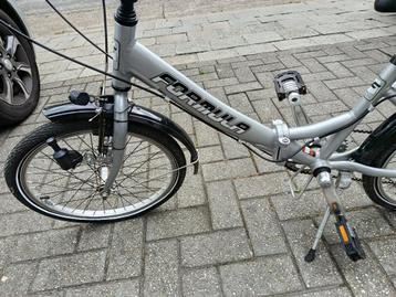 Plooifiets beschikbaar voor biedingen