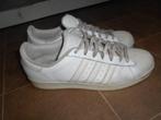 Sportschoenen Adidas / Maat 44 en 2/3, Kleding | Heren, Schoenen, Ophalen of Verzenden, Zo goed als nieuw, Adidas, Wit