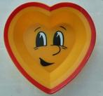 hartvormig , diep bordje Passendale +/- 17 x 17 cm, Ophalen of Verzenden, Gebruikt, Gebruiksvoorwerp