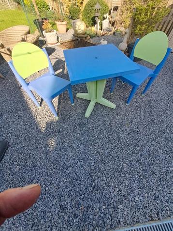 Tuin/ balkon tafeltje en 2 stoelen