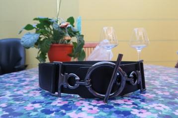riem zwart 110 cm - breedte 6 cm beschikbaar voor biedingen