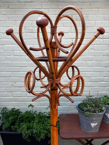 Bamboe kapstok bambou porte-manteau  beschikbaar voor biedingen