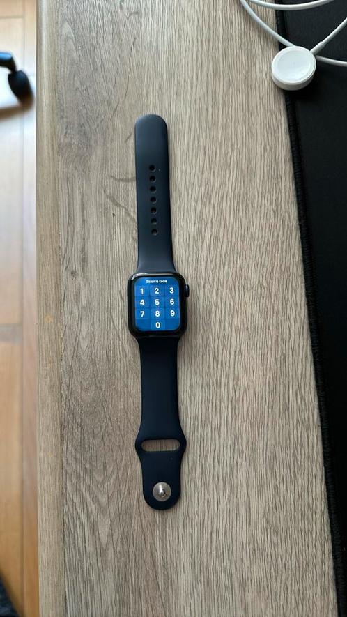 Apple Watch Series 6 bleu pacifique 40mm, Bijoux, Sacs & Beauté, Montres connectées, Comme neuf, iOS, Bleu, Distance, Bandage calorique