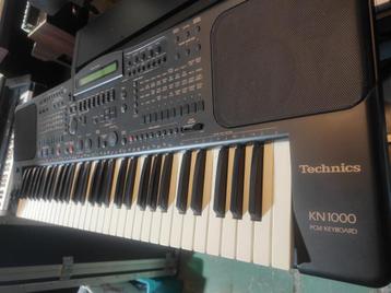 TECHNICS KN1000. Werkelijk als nieuw.Super klanken beschikbaar voor biedingen