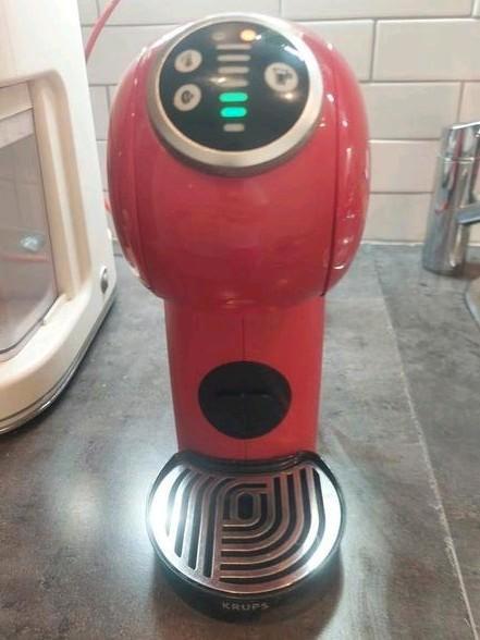 Dolce Gusto Genio S Plus, Elektronische apparatuur, Koffiezetapparaten, Zo goed als nieuw, Ophalen