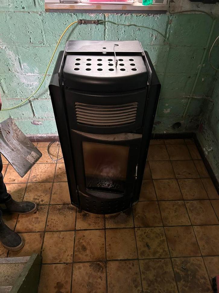 Pelletkachel, Huis en Inrichting, Kachels, Gebruikt, Vrijstaand, Pelletkachel, Ophalen