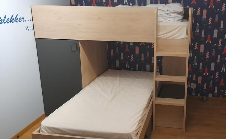 Stapelbed, Kinderen en Baby's, Kinderkamer | Stapelbedden en Hoogslapers, Zo goed als nieuw, Stapelbed, Ophalen