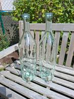 2 Grote licht groene flessen met kraantje., Ophalen, 50 tot 75 cm, Groen, Glas