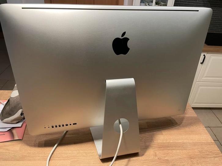 Apple Imac 27” SSD 12gb RAM, Computers en Software, Apple Desktops, Zo goed als nieuw, iMac, SSD, 3 tot 4 Ghz, Ophalen