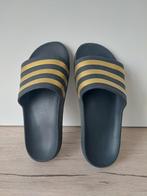 Adidas teenslippers maat 40,5, Vêtements | Hommes, Vêtements de bain & Maillots de bain, Enlèvement