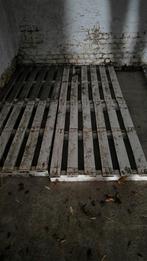 Palettes, Enlèvement, Comme neuf