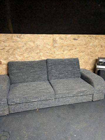 ensemble de deux fauteuils en bon état . Marque inconnue, Utilisé