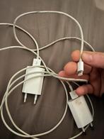 2 chargeurs lightning originales, Enlèvement, Comme neuf