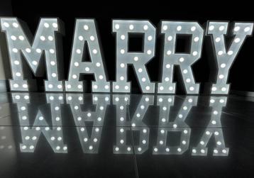 Lichtletters Te Koop! 'MARRY ME' OP = OP! 700,- VASTE PRIJS beschikbaar voor biedingen