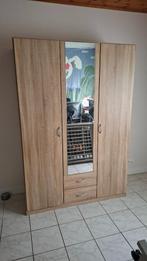 Kleerkast 136cm, Huis en Inrichting, Ophalen, Gebruikt, 100 tot 150 cm, 150 tot 200 cm