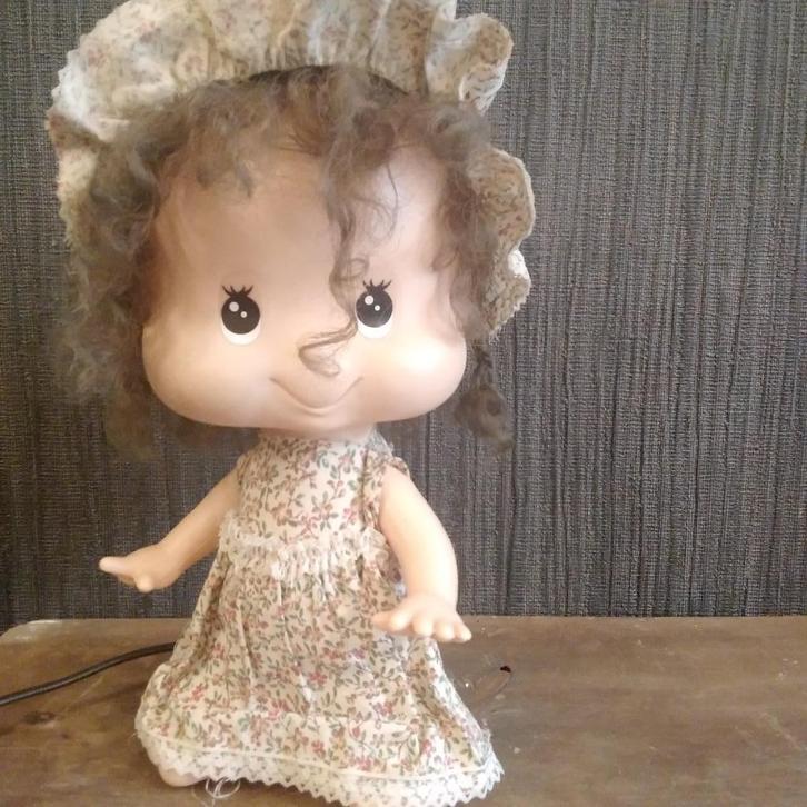 Prachtig vintage nachtlampje popje met wiebelhoofdje, Antiek en Kunst, Curiosa en Brocante, Verzenden