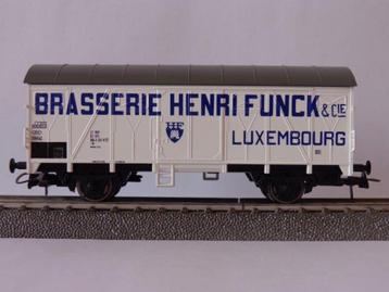 ROCO ho Wagon 'BRASSERIE Henri Funck  Luxembourg'. disponible aux enchères