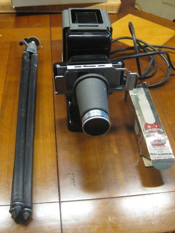 projecteur dia vintage Leitz Prado 150 + pied + lampe