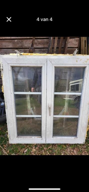 Pvc deur en 4 pvc ramen met dubbel glas   beschikbaar voor biedingen