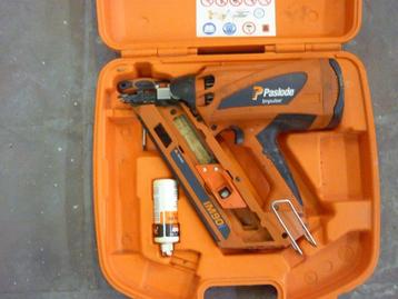 Paslode pistolet à clous à cartouches gaz, Enlèvement