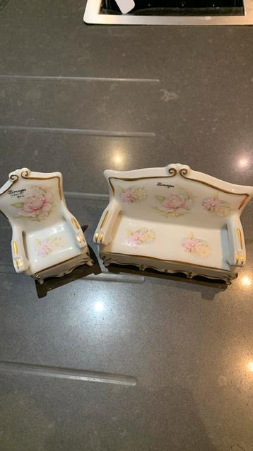 Limoges zeteltje en sofa beschikbaar voor biedingen