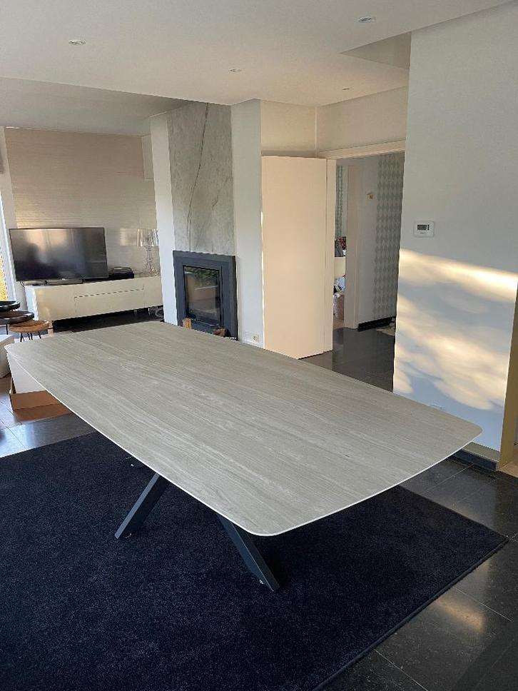 Table en céramique travertin 10 personnes 264x118cm neuve, Huis en Inrichting, Tafels | Eettafels, Nieuw, 100 tot 150 cm, 200 cm of meer