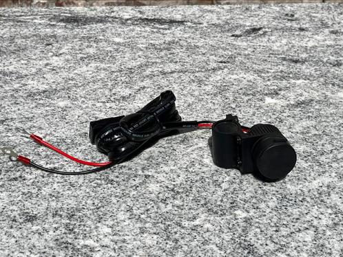 Nieuwe 12V stekker voor motor, Motoren, Accessoires | Overige, Zo goed als nieuw, Ophalen of Verzenden