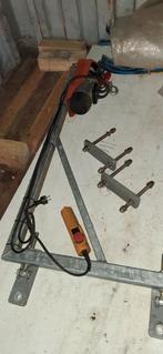 Takel met wendbaar ophangsysteem, Ophalen