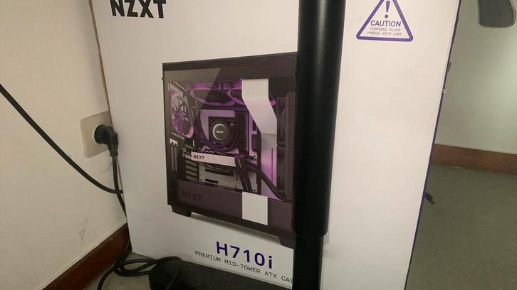 Gaming PC sterke specs, Games en Spelcomputers, Games | Pc, Zo goed als nieuw, Ophalen