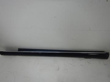 Mercedes-Benz C-Klasse W205 Estate Sideskirt Links Chrome 89 beschikbaar voor biedingen