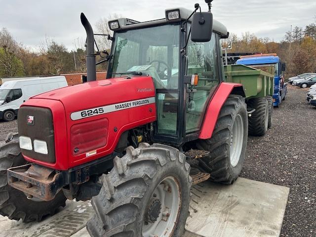tractor massey Ferguson 6245 + record kipper aanhangwagen, Zakelijke goederen, Landbouw | Tractoren, 5000 tot 7500, Massey Ferguson