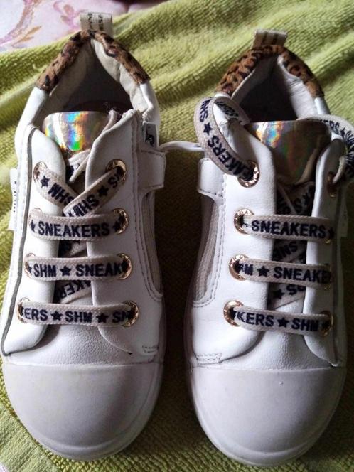 kinder SHM sneakers maat  25 wit met beige tip, Kinderen en Baby's, Kinderkleding | Schoenen en Sokken, Zo goed als nieuw, Sportschoenen