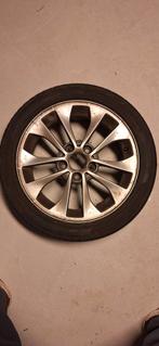 4 velgen met banden bmw 1 reeks, Auto-onderdelen, Banden en Velgen, Ophalen, Band(en)