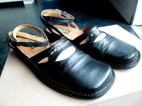 KOXKO schoenen kwaliteit leder maat 39, Kleding | Dames, Schoenen, Zo goed als nieuw, Ophalen of Verzenden