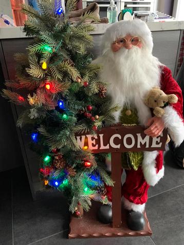 Mooie kerstman beschikbaar voor biedingen
