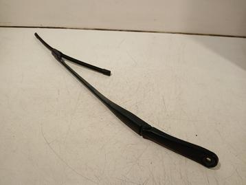 RUITENWISSERARM RECHTS VOOR BMW 5 serie (G30) (9463860) beschikbaar voor biedingen