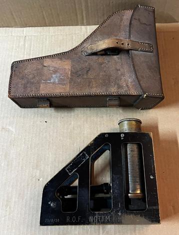 WO2 - Britse Clinometer Watts 1938 + tas 1941- Broad Arrow! beschikbaar voor biedingen