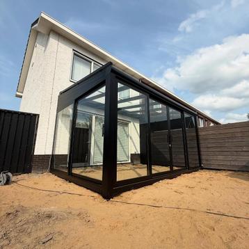 Carport Terrasoverkappingen en glazen schuifwanden veranda beschikbaar voor biedingen