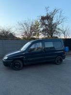 Citroën Berlingo 1999 1.4 benzine voor onderdelen, Auto's, Bestelwagens en Lichte vracht, Citroën, Bedrijf, Trekhaak, Te koop