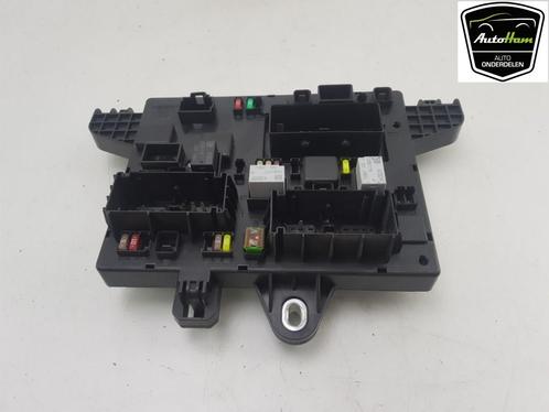 ZEKERINGKAST Opel Zafira Tourer (P12) (|20957185|), Auto-onderdelen, Elektronica en Kabels, Opel, Gebruikt