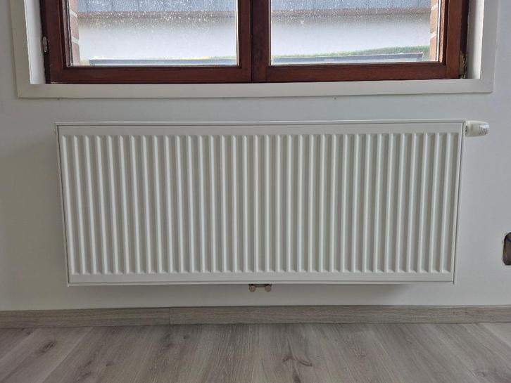 Radiotoren (6 stuks, inclusief handdoek radiator), Doe-het-zelf en Bouw, Verwarming en Radiatoren, Gebruikt, Radiator, Ophalen