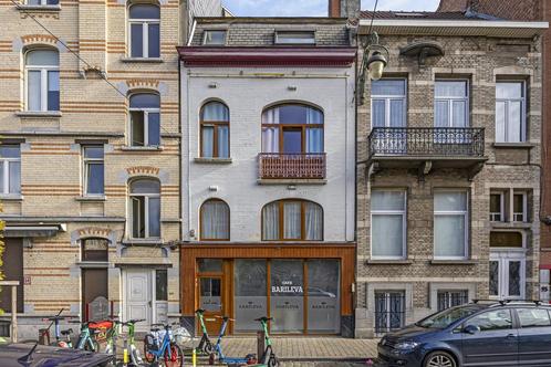 Immeuble à vendre à Molenbeek-Saint-Jean, Immo, Huizen en Appartementen te koop, Vrijstaande woning